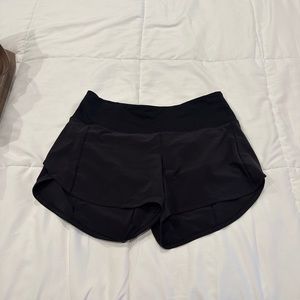 Lululemon HR black shorts 4in. Size 8 tall